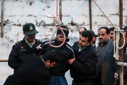 Iran, pietà di una madre 1