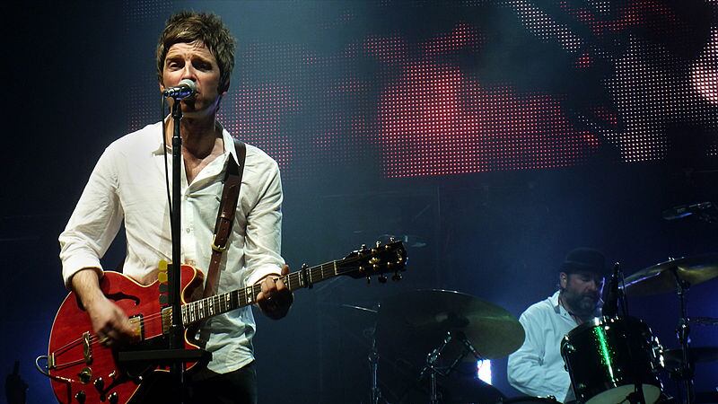 Noel Gallagher insulta i fan più giovani perché si vestono come l’odiato fratello Liam