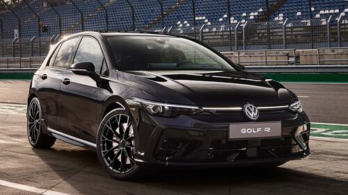 Volkswagen Golf R 2024, guarda tutte le foto 3