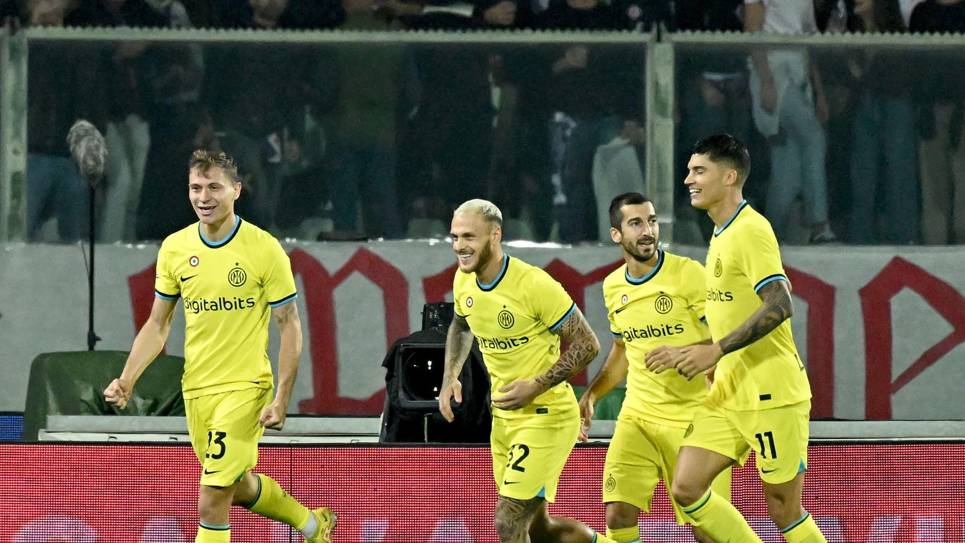 Inter, scudetto in testa mentre con la Fiorentina volano ancora gli stracci