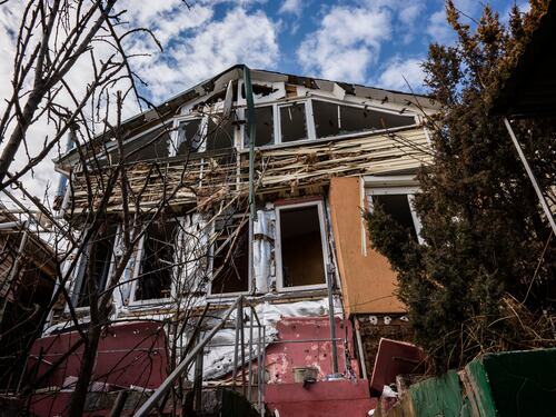 Bombe contro Odessa. Kherson, spari sui civili. Mariupol è un cimitero