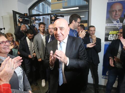 Galliani ritorna in Senato: "Dedico la vittoria a Silvio"