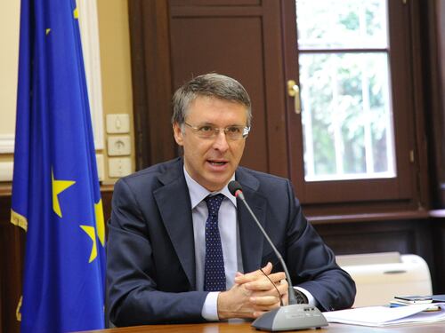 Dossieraggio, scaricati 4mila Sos e 33mila file dalla banca dati dna. Cantone: "È un verminaio"