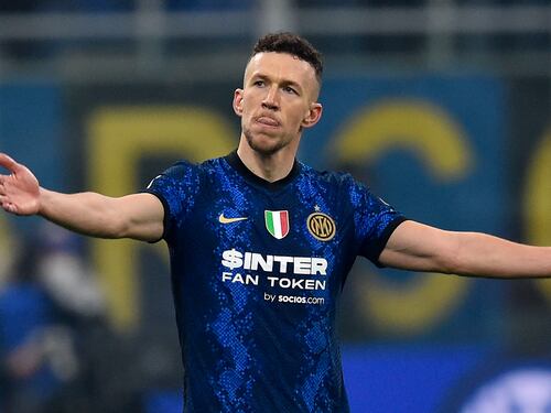 Minacciò tifoso, Perisic paga ed evita il processo