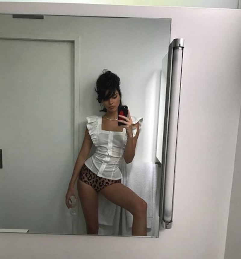 Kendall Jenner, le foto più sexy 12