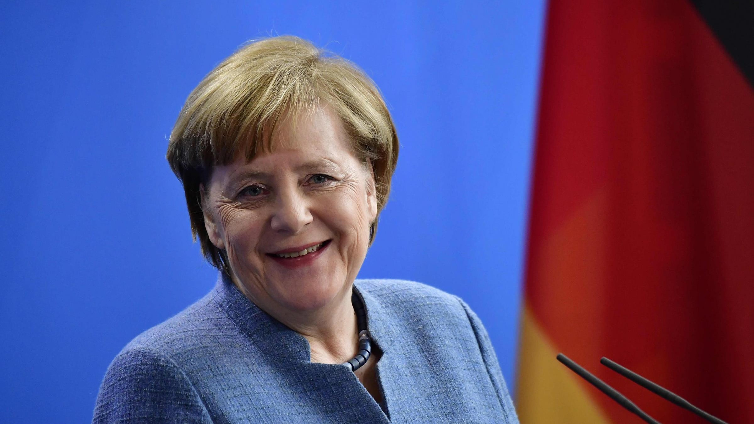 Merkel torna in sella (e parte la missione per Parigi)