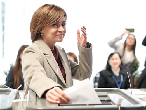 Sandu in testa, ma non basta. E il referendum boccia l'Europa