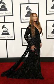 Tutti i sexy-look dei Grammy Awards 11