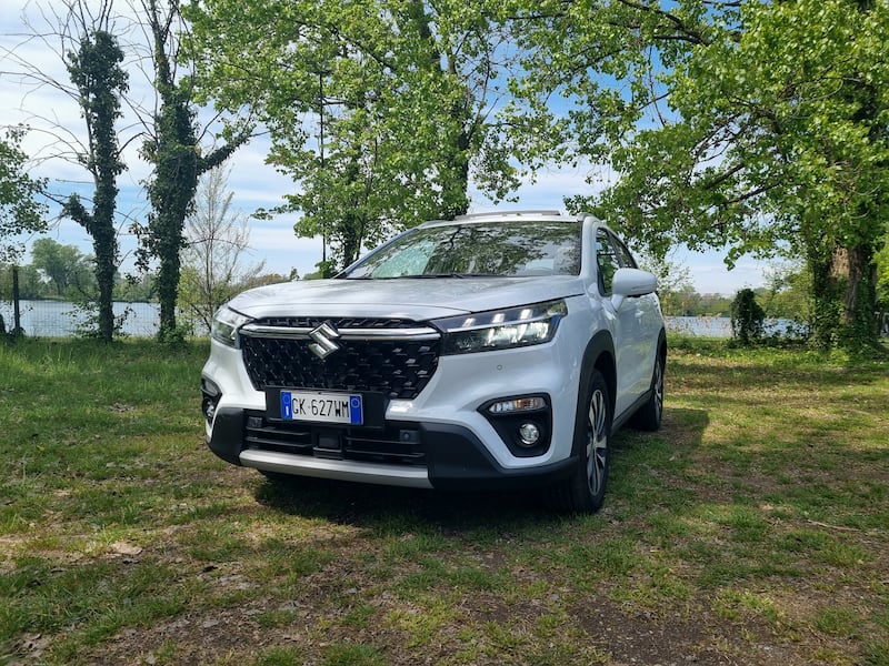 Suzuki S-Cross Hybrid 140V: guarda le foto  3