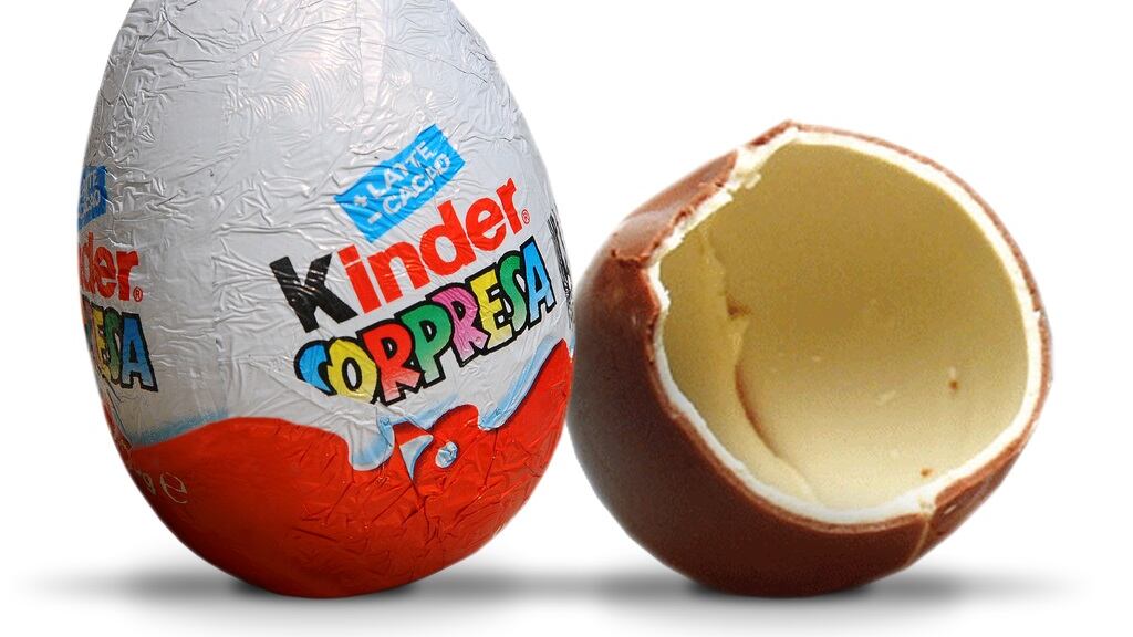 Bimbo di 5 anni apre l'ovetto Kinder e trova la metanfetamina