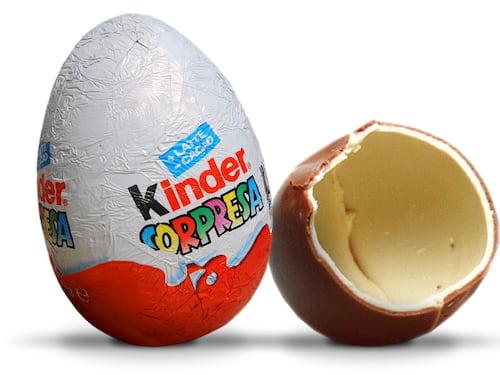 Usa, bandito l'ovetto Kinder: "È pericoloso per i bambini"