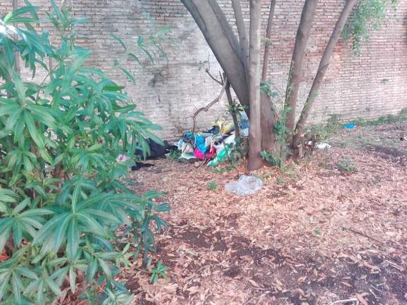 Roma, il degrado del quartiere Porta Pia 23