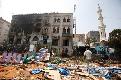 La moschea di Rabaa data alle fiamme 1
