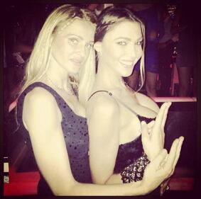 Capriotti, primi scatti hot per il debutto su Instagram 6