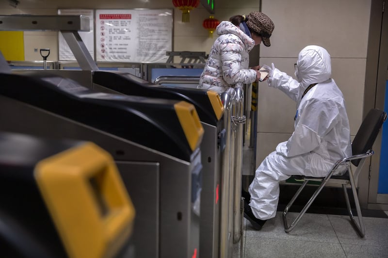 Cina. il nuovo coronavirus non si ferma: oltre 4500 contagi e 106 morti 4