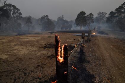 L'Australia devastata dagli incendi 10