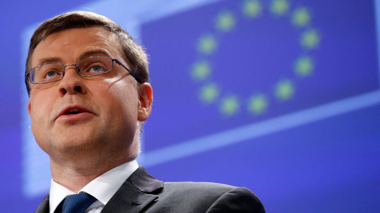 Manovra, la commissione Ue attacca l'Italia: "I danni erano già stati fatti"
