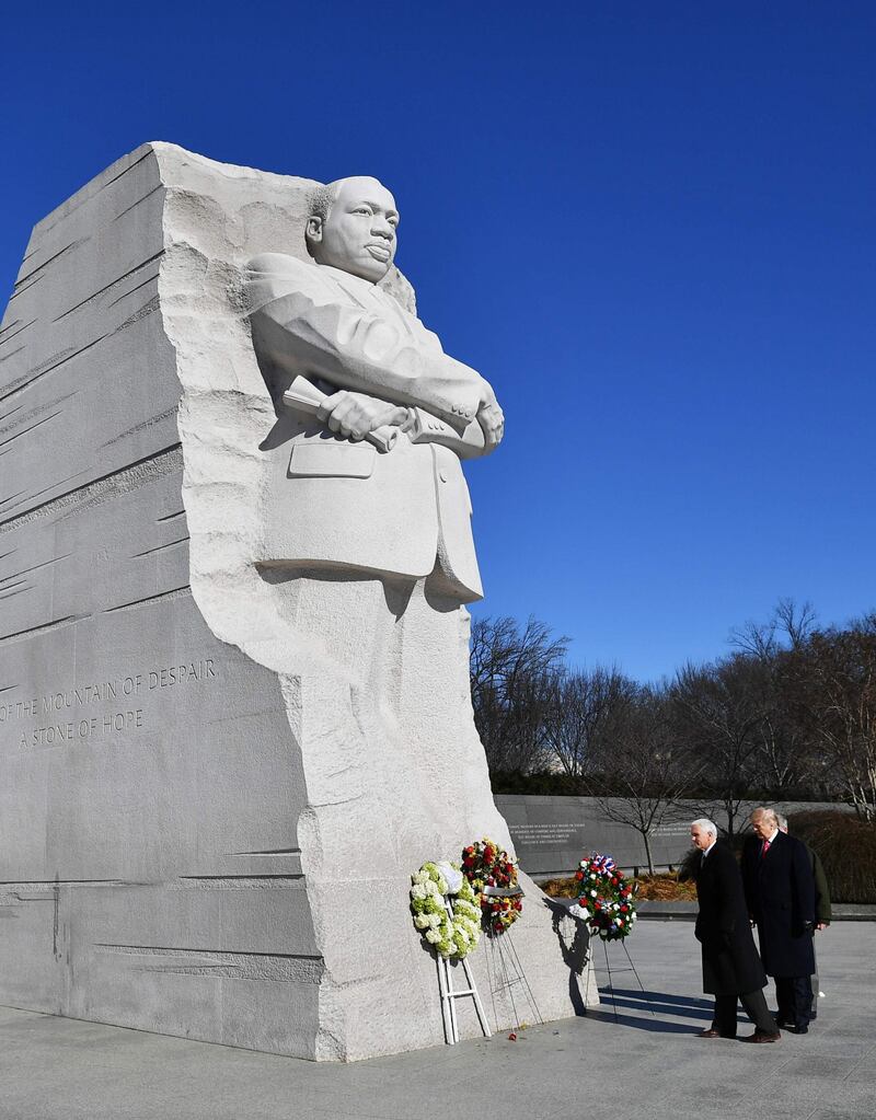 Trump visita il memoriale di Martin Luther King 11