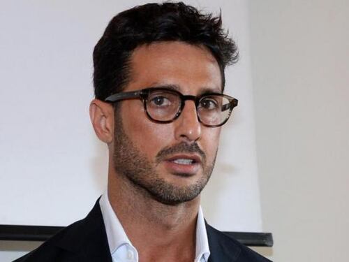 Corona, la difesa: "È un povero ragazzo dategli un'opportunità".