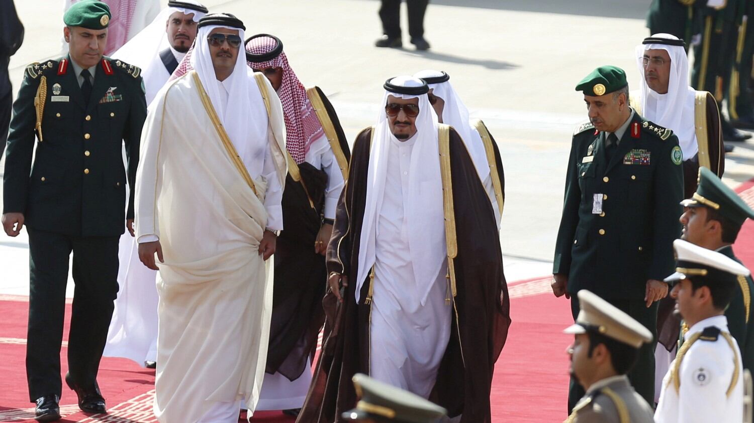 Ora il Qatar fa cassa con gli alcolici