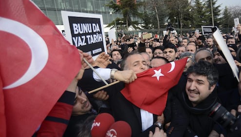 Turchia, manette all'opposizione 1