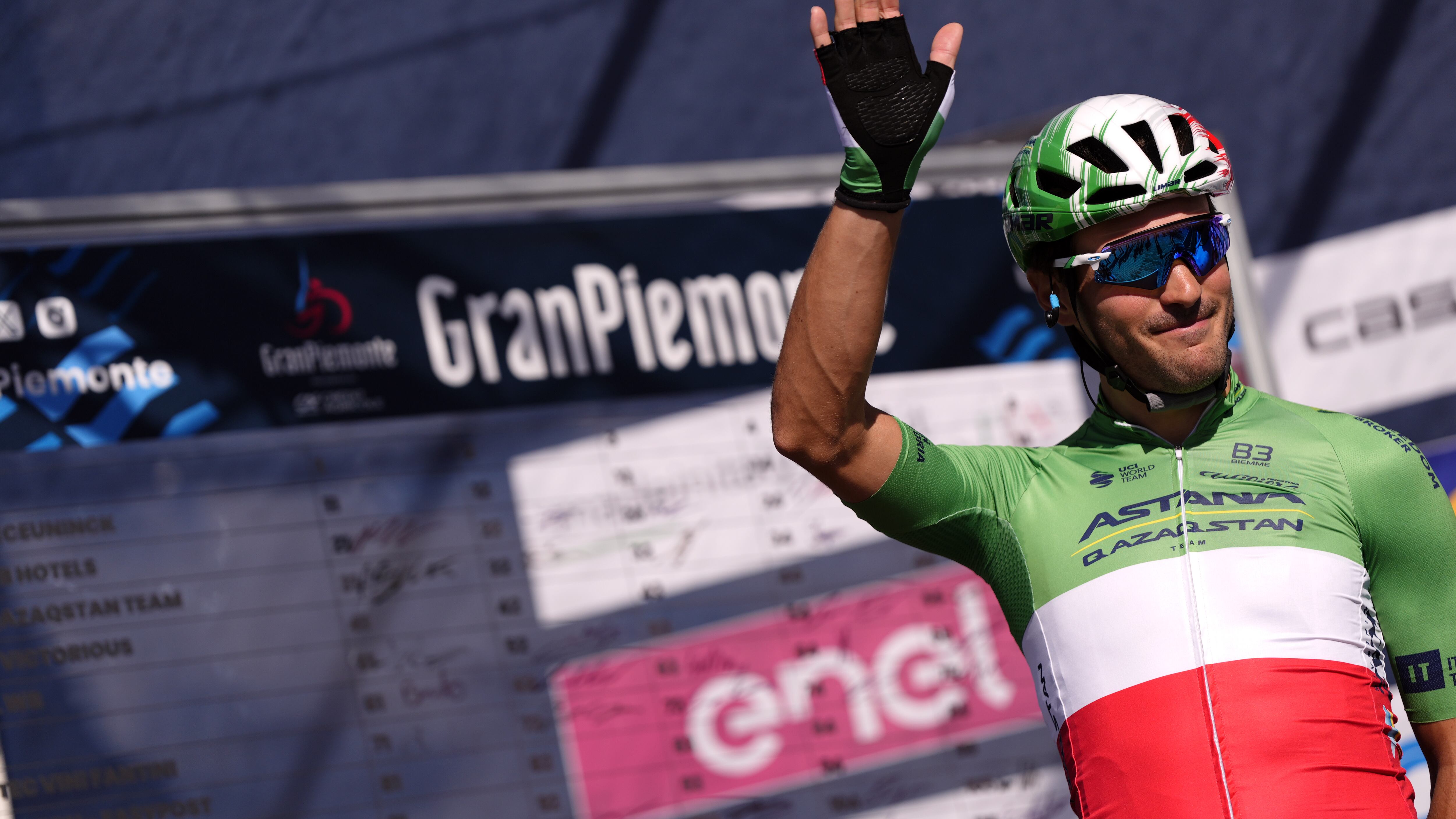 "Io col Tricolore nel cuore ora pedalerò per i cinesi"