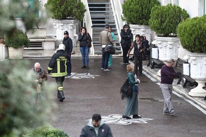 Roma, evacuati i pazienti dell'ospedale Villa San Pietro per un incendio 3