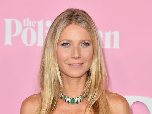Gwyneth Paltrow in topless contro le molestie