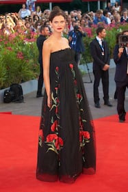 Bianca Balti, i look sexy 6
