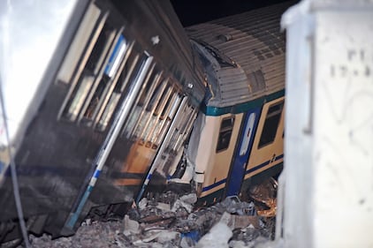 Treno contro un Tir nel Torinese