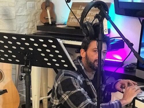 "Vai a raccogliere pomodori", "Vai a ca...". Pago perde le staffe