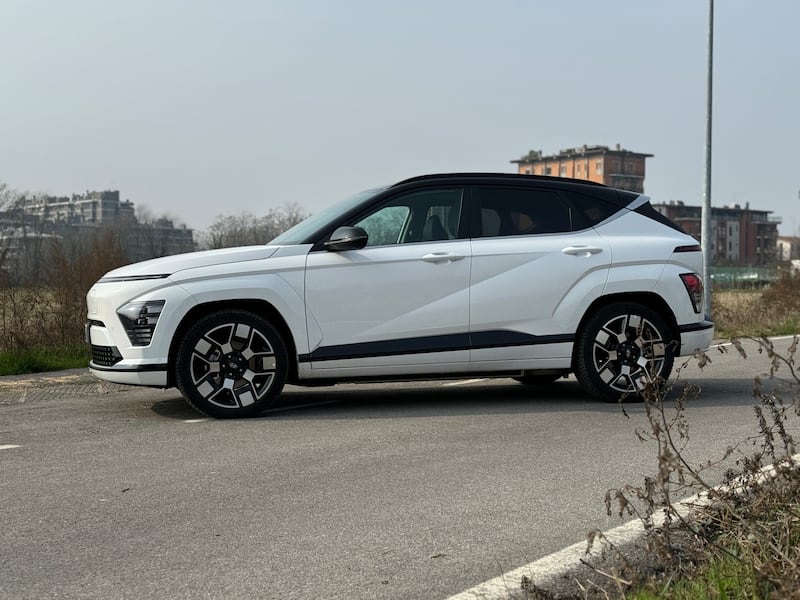 Hyundai Kona Electric: guarda la gallery del nuovo crossover elettrico da città 5