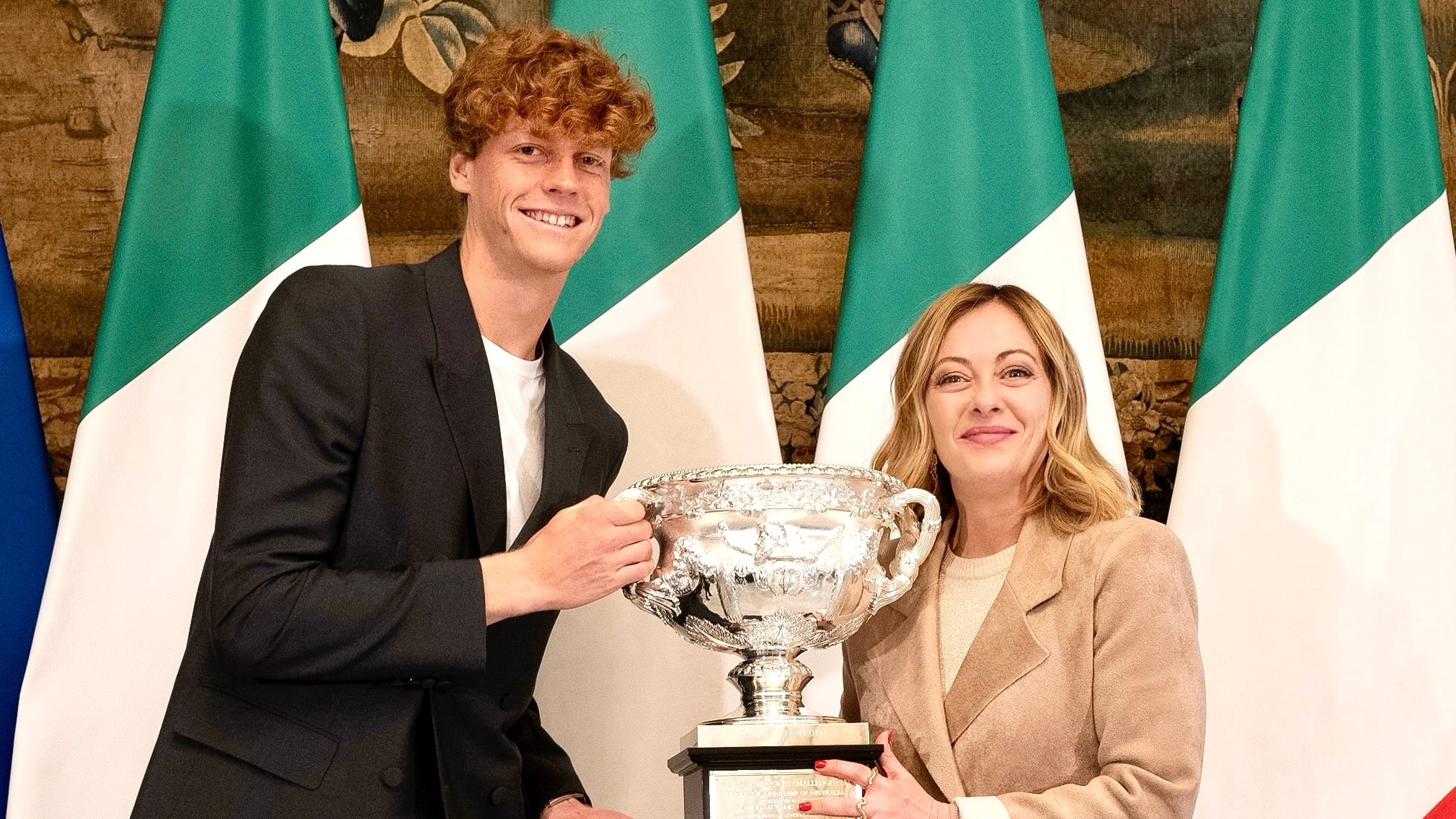 Ora la Treccani è donna: nelle ricerche vince il rosa