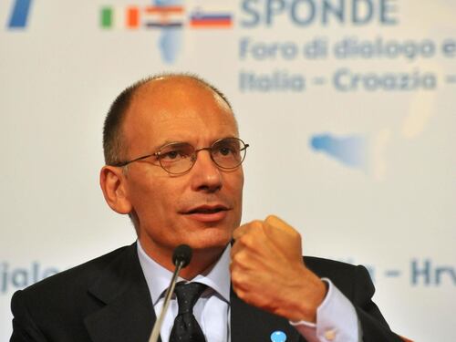 Pisa contro Firenze: derby di sfottò premier-sindaco