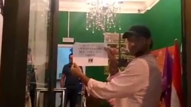Blitz di Forza Nuova al Gay center di Roma