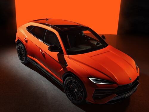 Auto China 2024: la star italiana è Lamborghini Urus SE, primo SuperSuv ibrido plug-in