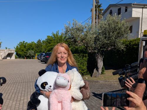 Famiglia del bosco, Brambilla visita i bambini: "Sono molto fiduciosa"