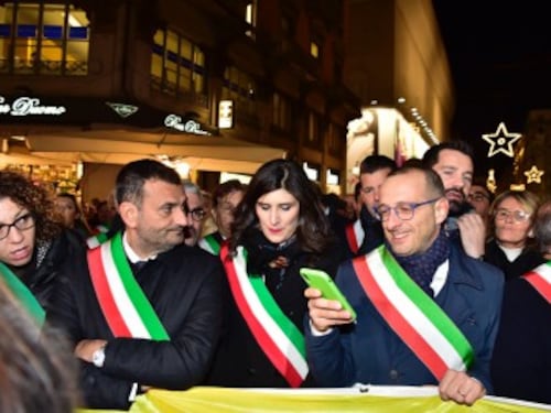 Ora i sindaci scrivono a Conte: "Indicazioni chiare"