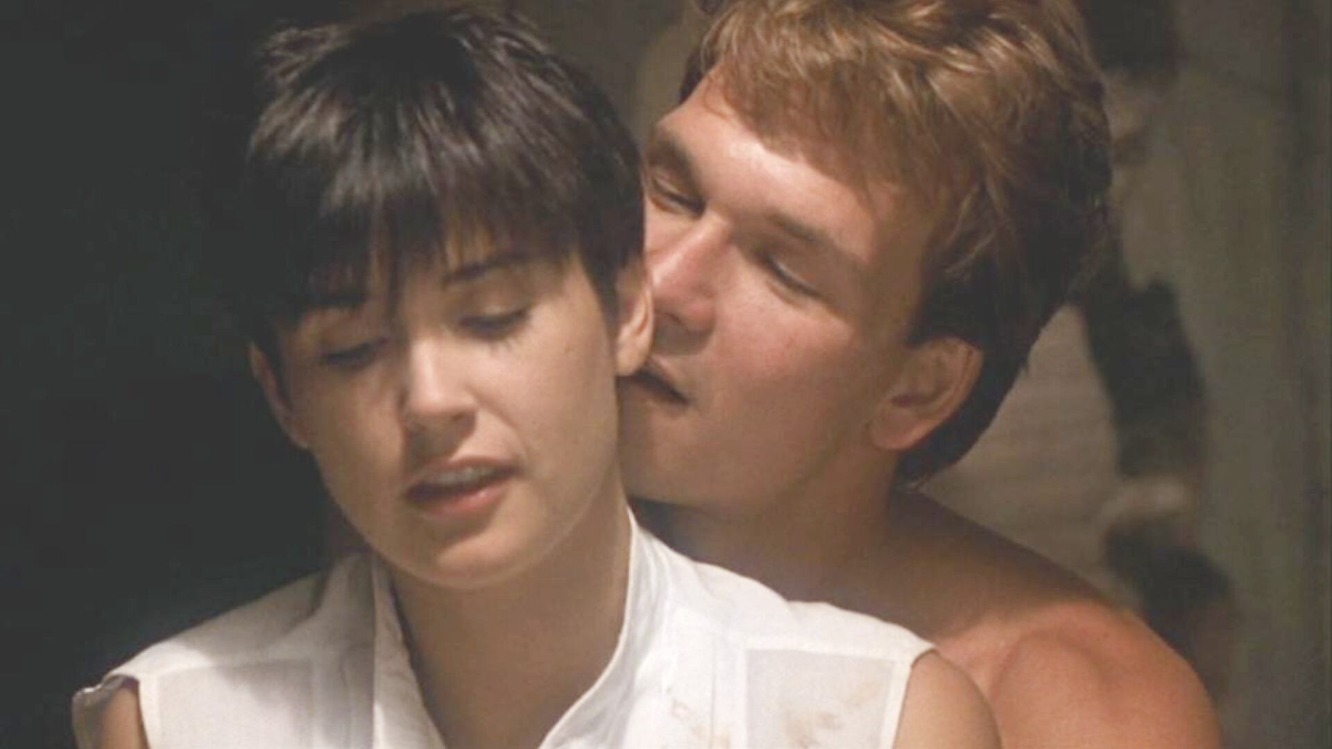Il cappotto, i cubetti di ghiaccio, la corsa: le difficoltà di Patrick Swayze in Ghost