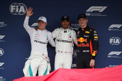 Formula Uno, Hamilton in trionfo a Suzuka: le immagini del gp del Giappone 1