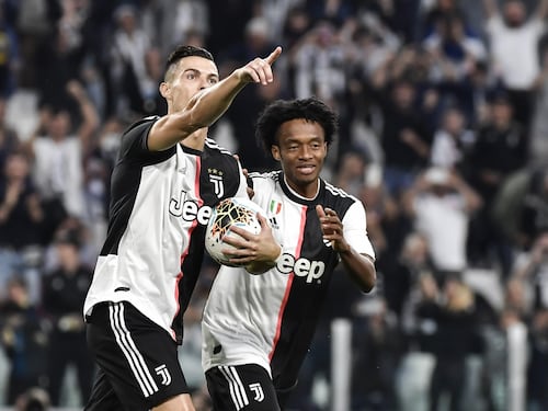 La Juventus ribalta il Verona: sofferto 2-1 e primato in classifica