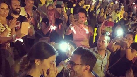 Coldplay, al concerto arriva la proposta di matrimonio