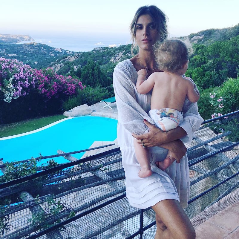 Elisabetta Canalis, a tutta famiglia dall'Italia a Malibu 7