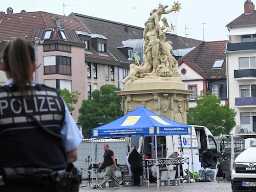 Auto sulla folla in Germania: i soccorsi in azione