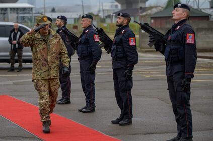 Il Comandante del COVI in visita ai militari italiani in Kosovo 1
