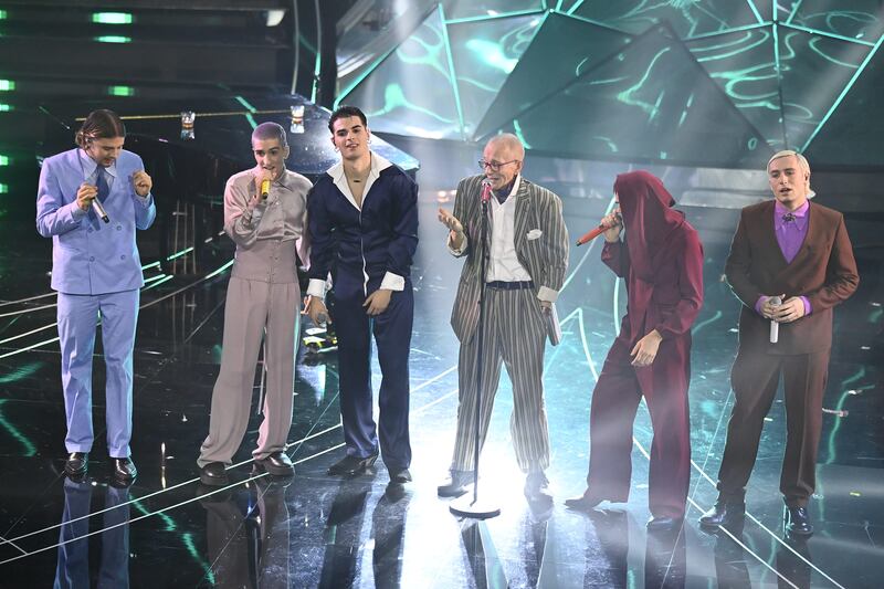 Sanremo 2024: ecco il look della quarta serata del Festival dei Bnkr44 4