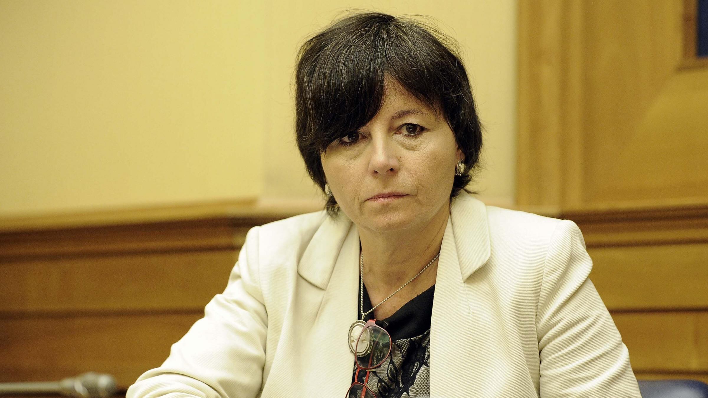 Carrozza eletta presidente del Cnr. "Prima donna"