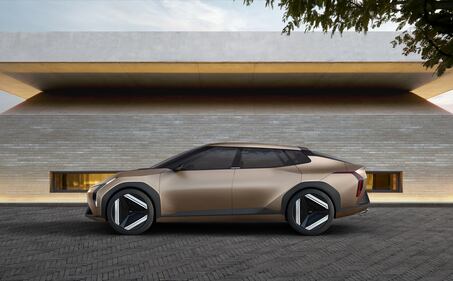Kia EV3 e EV4 concept, guarda tutte le foto 11