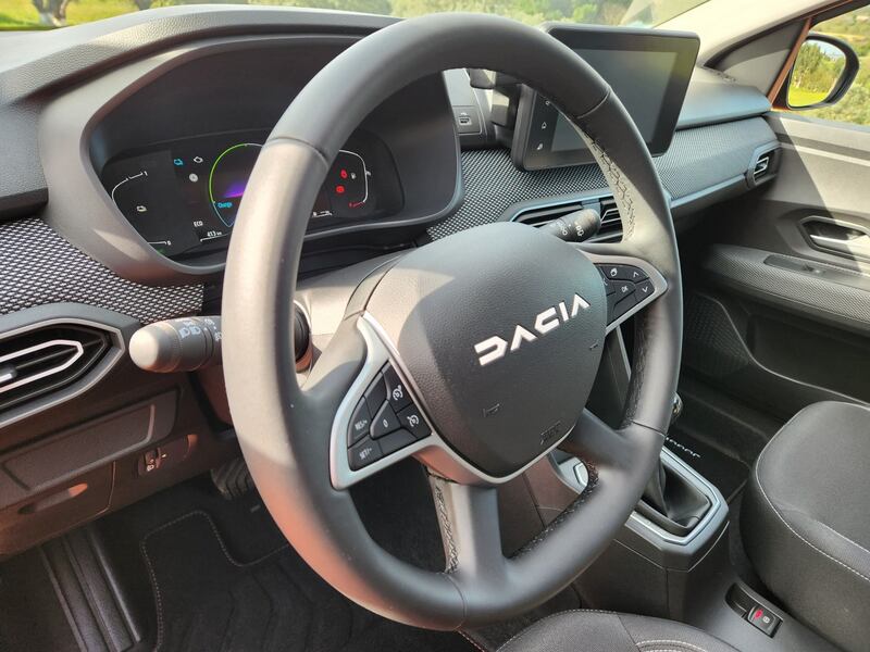 Dacia Jogger Hybrid 15