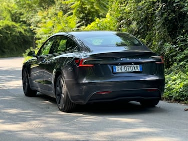 Tesla Model 3 RWD 2024: la gallery dell'elettrica più convincente in commercio 9